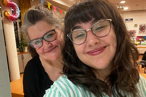 Patricia Westermann im Café